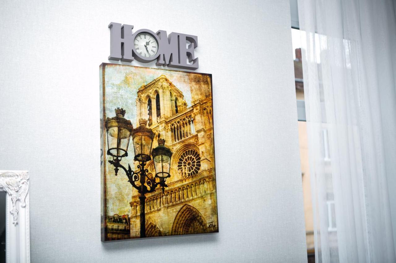 Luxury Flat In Downtown Leilighet Lviv Eksteriør bilde
