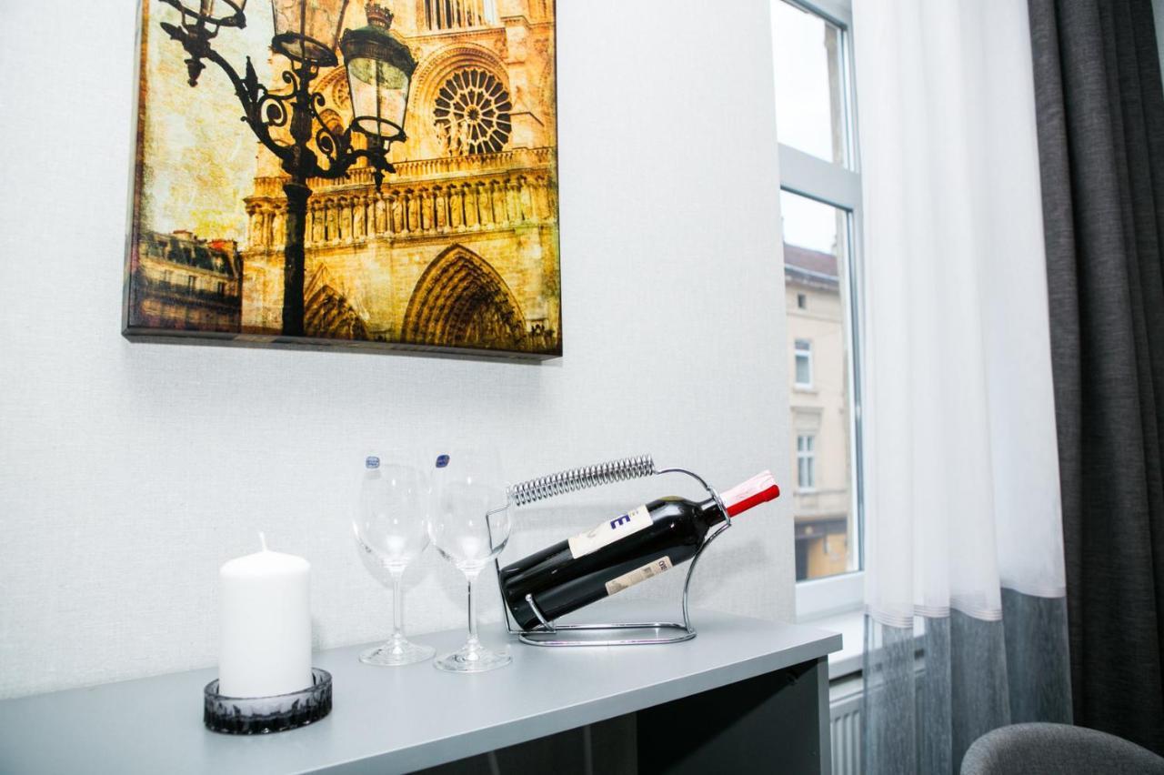 Luxury Flat In Downtown Leilighet Lviv Eksteriør bilde